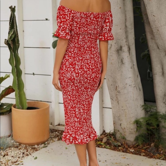 🔥Red MIDI Dress!!🌸 - Picture 5 of 6